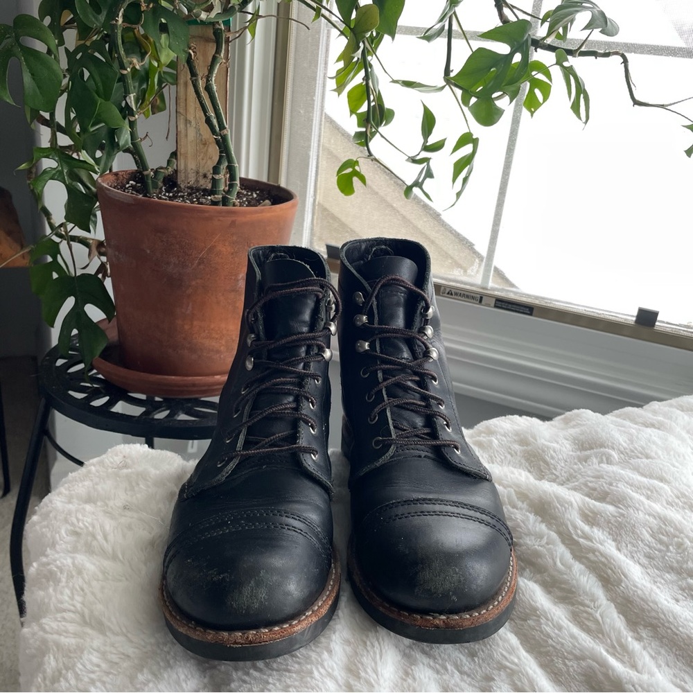 Red Wing Women’s Iron Ranger Boot